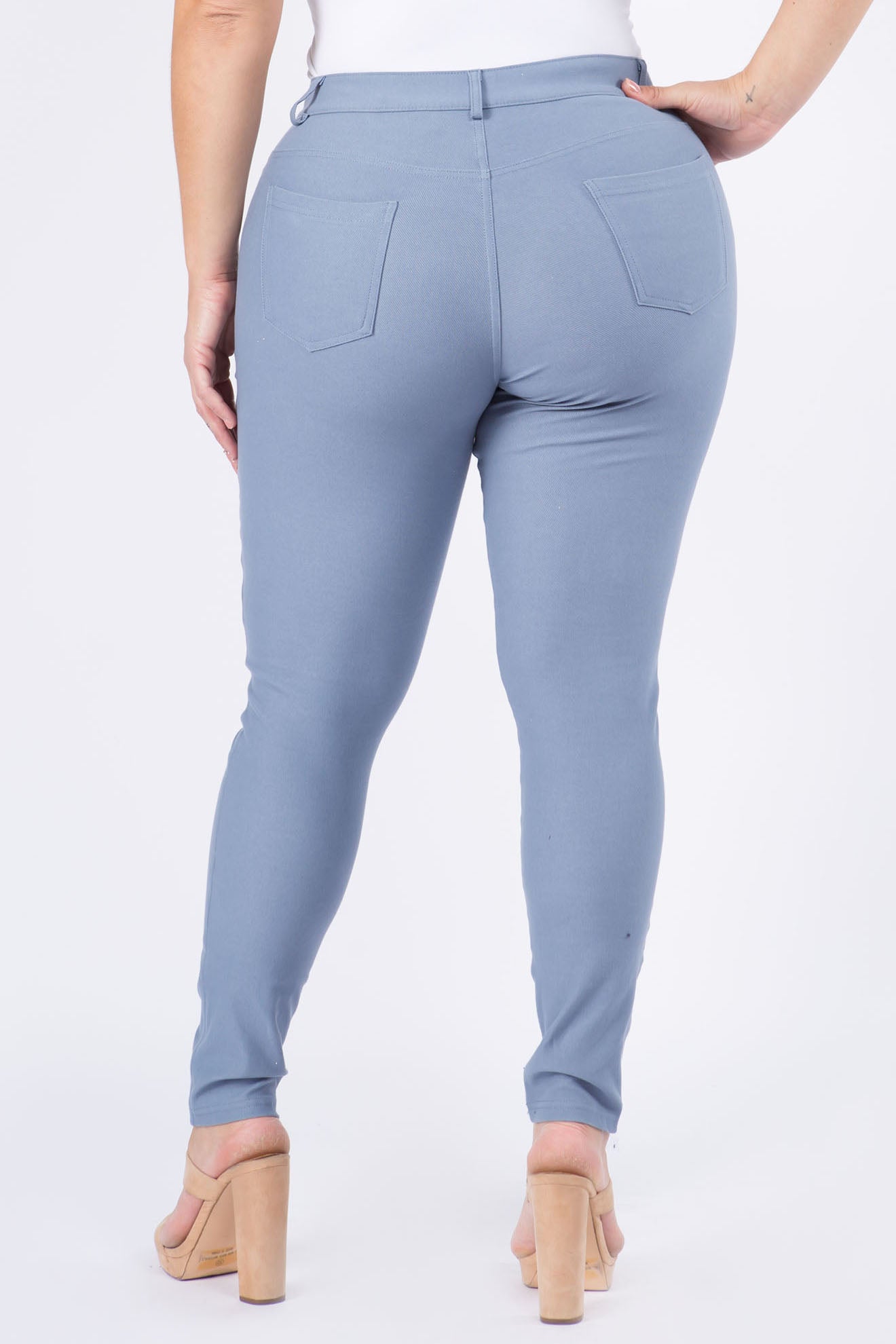 Plus Size 5 Pocket Skinny Jeggings (New)