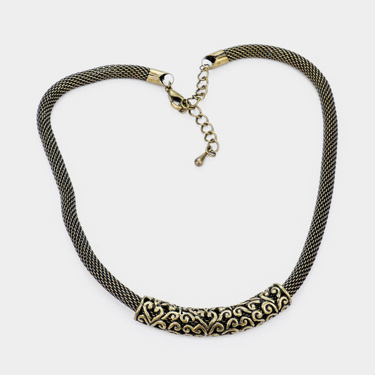 Embossed Metal Necklace - iBESTEST.com