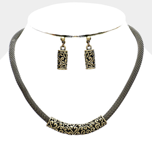 Embossed Metal Necklace - iBESTEST.com