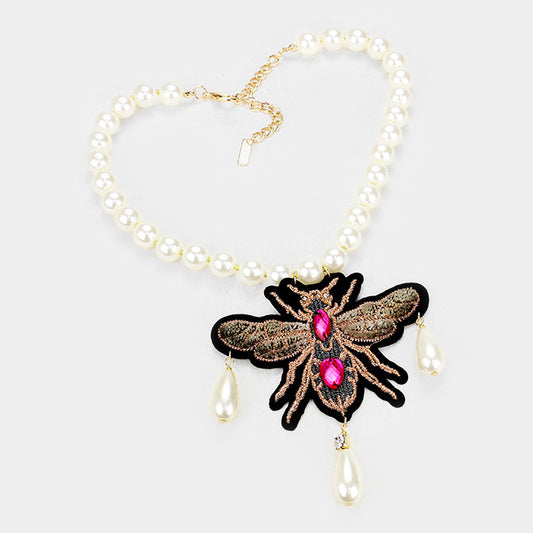 Queen B Statement Necklace - iBESTEST.com