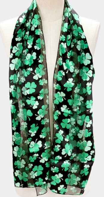 Statement Clover Scarf