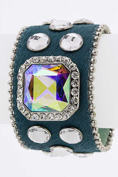 Leather Studded Cuff Bracelet - iBESTEST.com