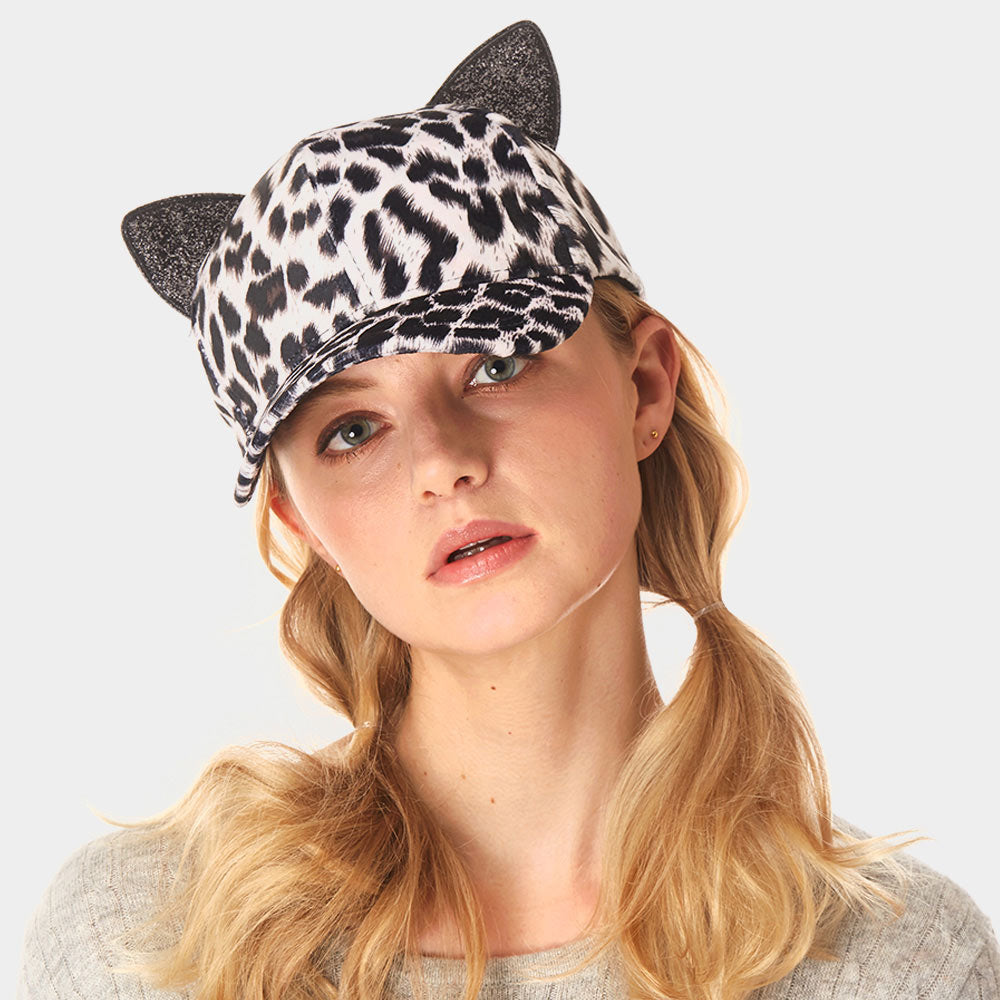Hat That's A Cat! - iBESTEST.com