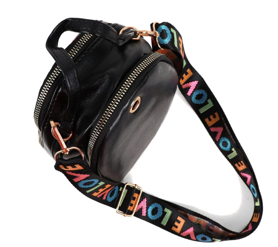 Love Crossbody - iBESTEST.com